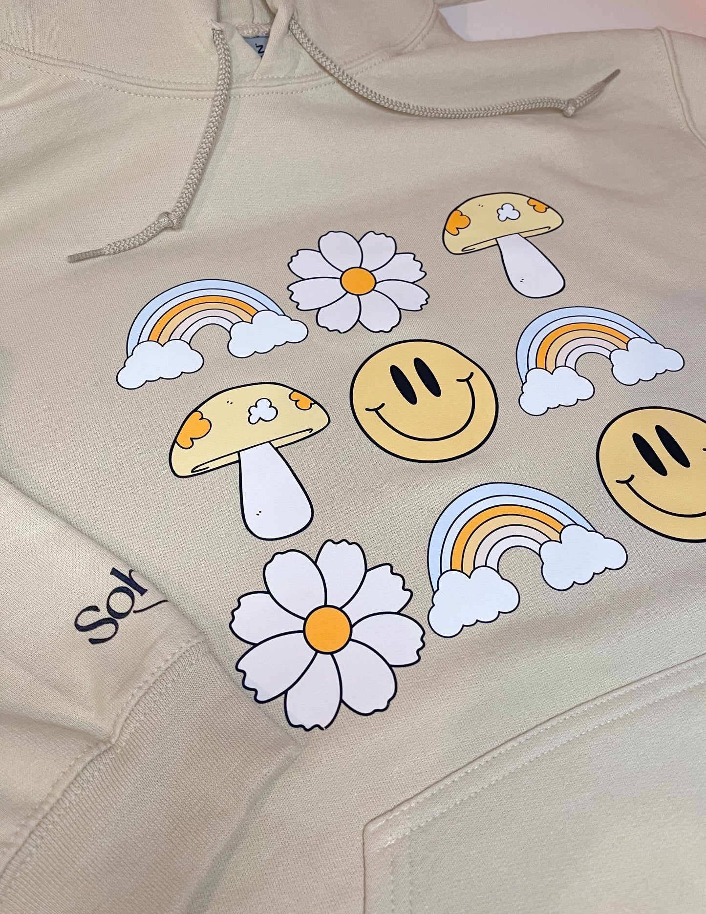 GROOVY HOODIE